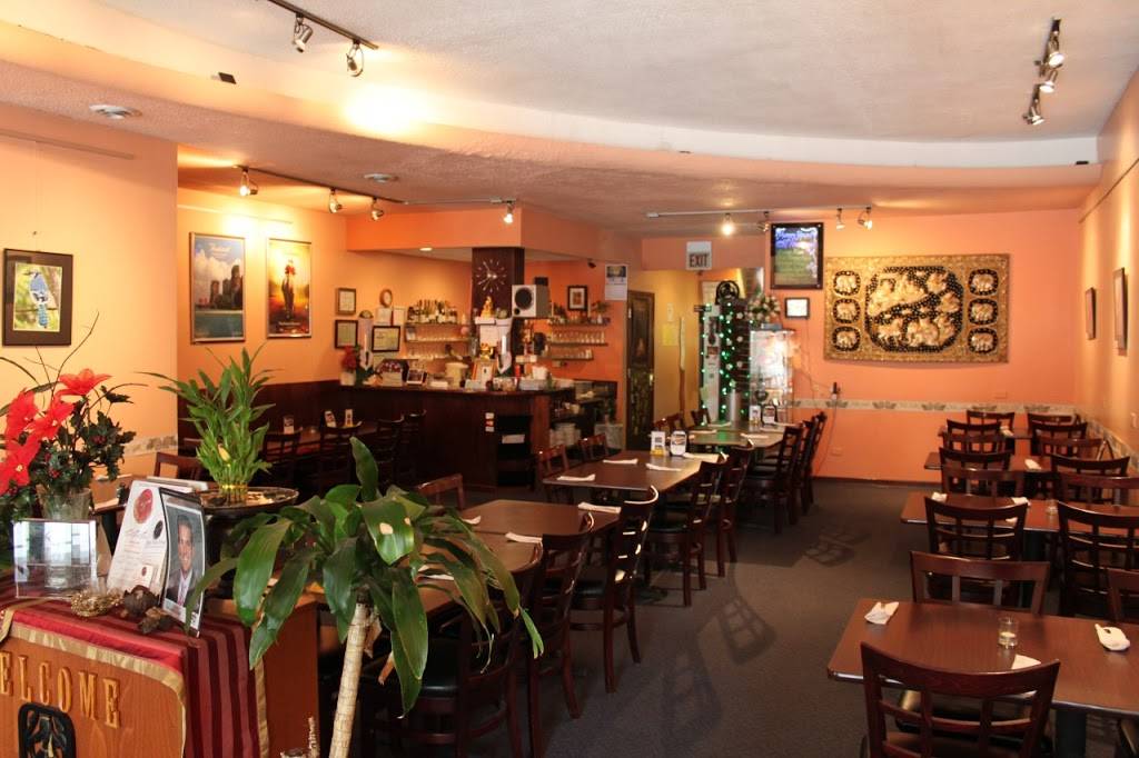 Tub Tim Thai Restaurant | restaurant | 4927 Oakton St, Skokie, IL 60077, USA | 8476758424 OR +1 847-675-8424