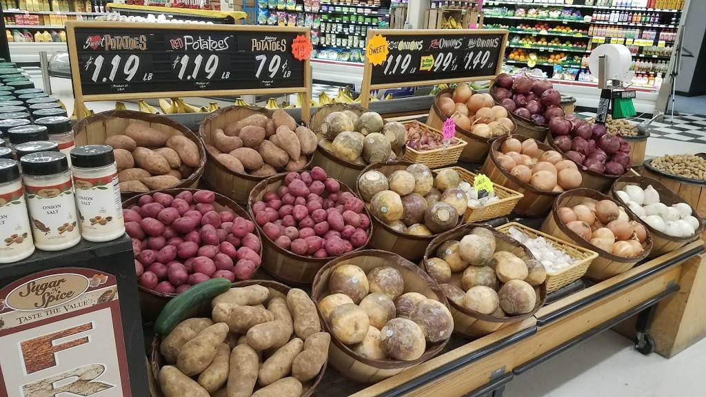 Schmitzs Economart | restaurant | 700 S River St, Spooner, WI 54801, USA | 7156352836 OR +1 715-635-2836