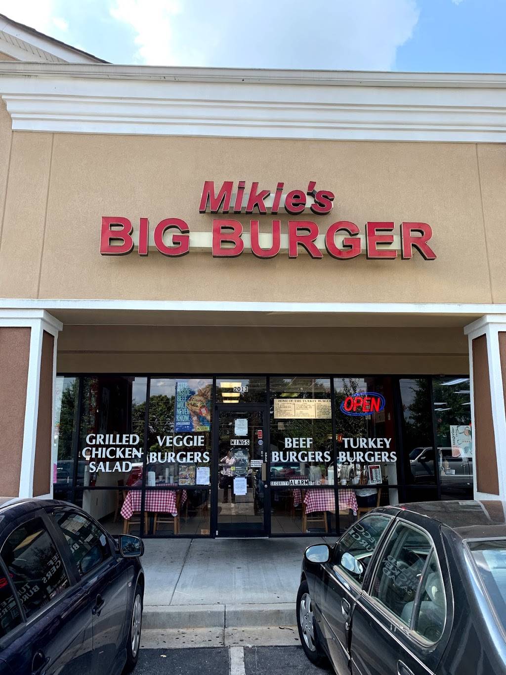 Mikies Big Burger | restaurant | 2013 Jonesboro Rd, McDonough, GA 30253, USA | 7709544306 OR +1 770-954-4306