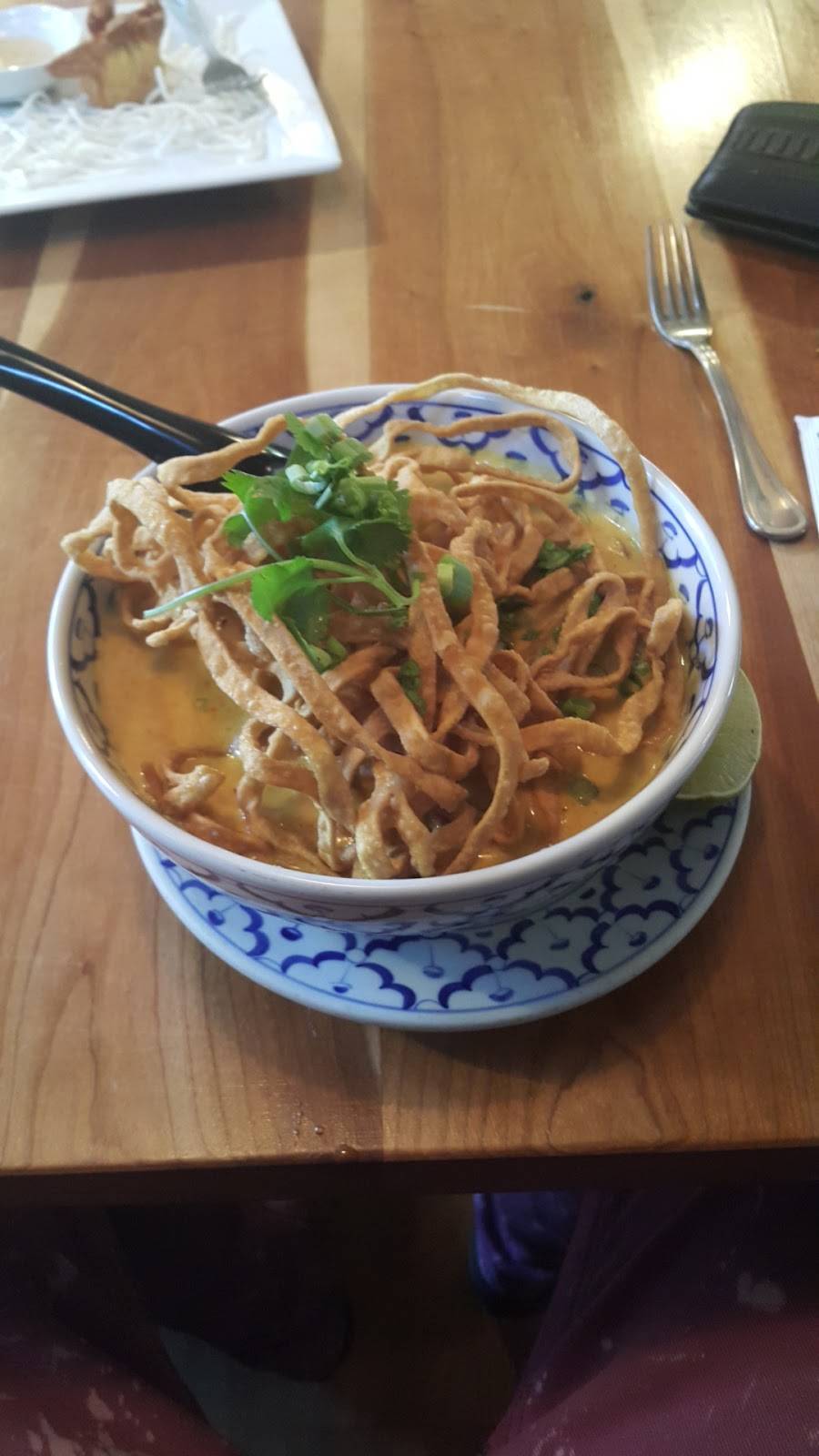 Anna Thai Basil 3272 SE Hawthorne Blvd | restaurant | 3272 SE Hawthorne Blvd, Portland, OR 97214, USA | 5032393909 OR +1 503-239-3909