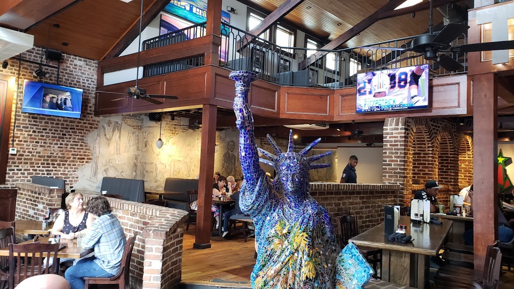 TBonz Gill & Grill | restaurant | 80 N Market St, Charleston, SC 29401, USA | 8435772511 OR +1 843-577-2511