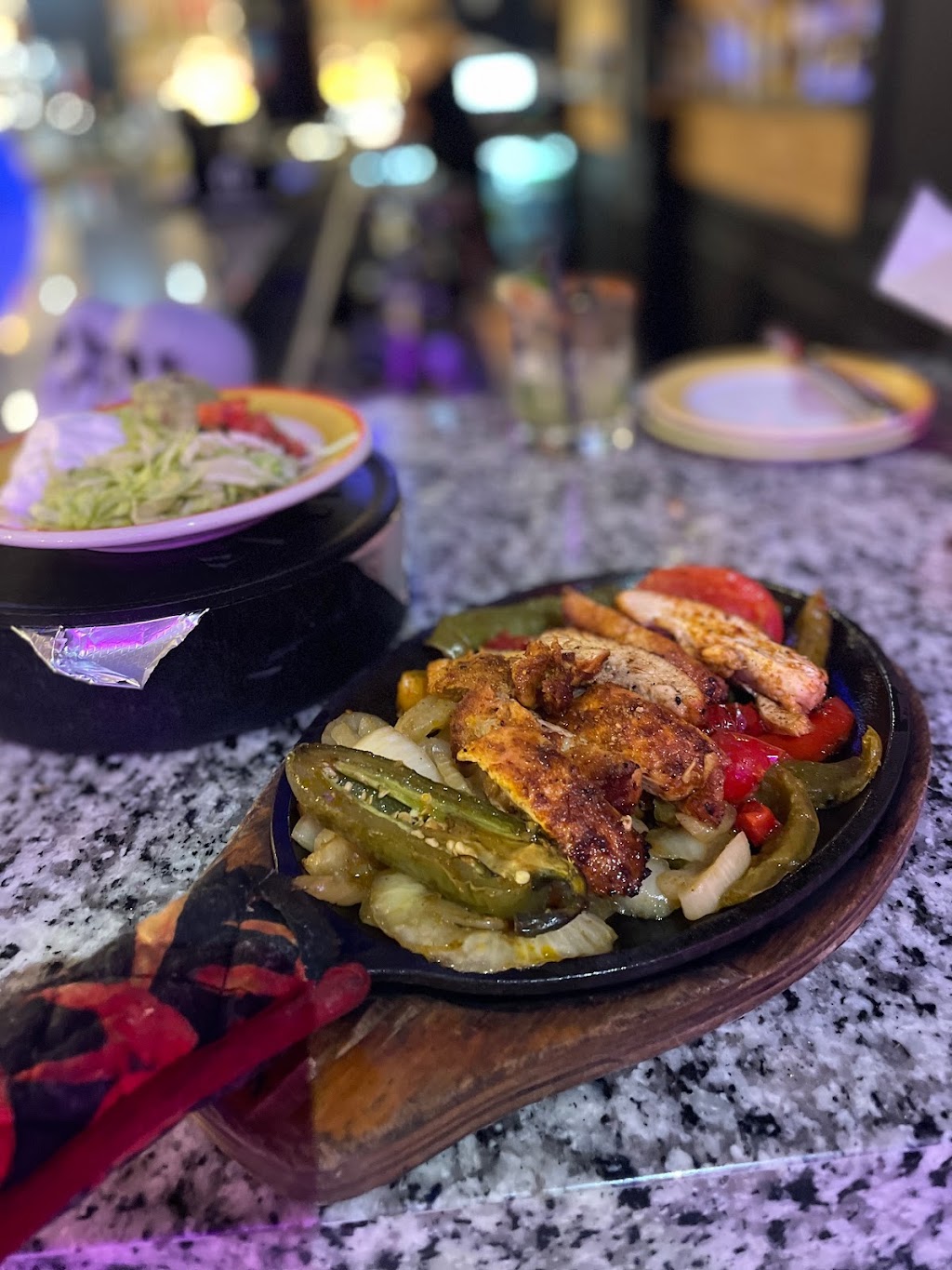 El Diablo | restaurant | 717 Lake Ave, Lake Worth, FL 33460, USA | 5613703901 OR +1 561-370-3901