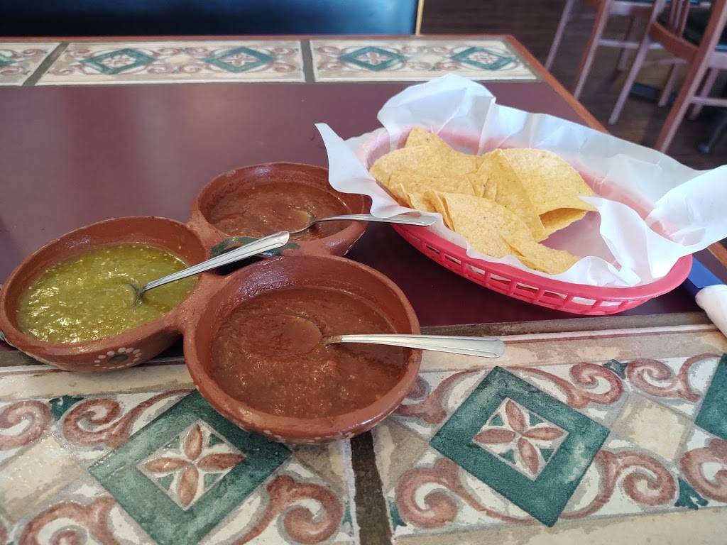 Julios Mexican Grill & Cantina | restaurant | 535 Zerex St, Winter Park, CO 80482, USA | 9703637083 OR +1 970-363-7083