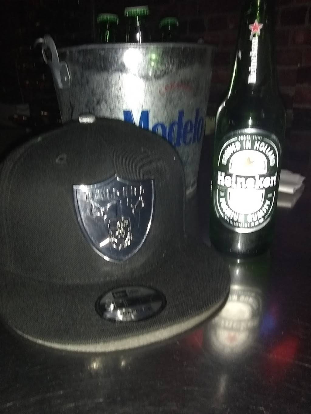 El Monumental | restaurant | 14428 Hillside Avenue, Jamaica, NY 11435, USA | 7187259727 OR +1 718-725-9727