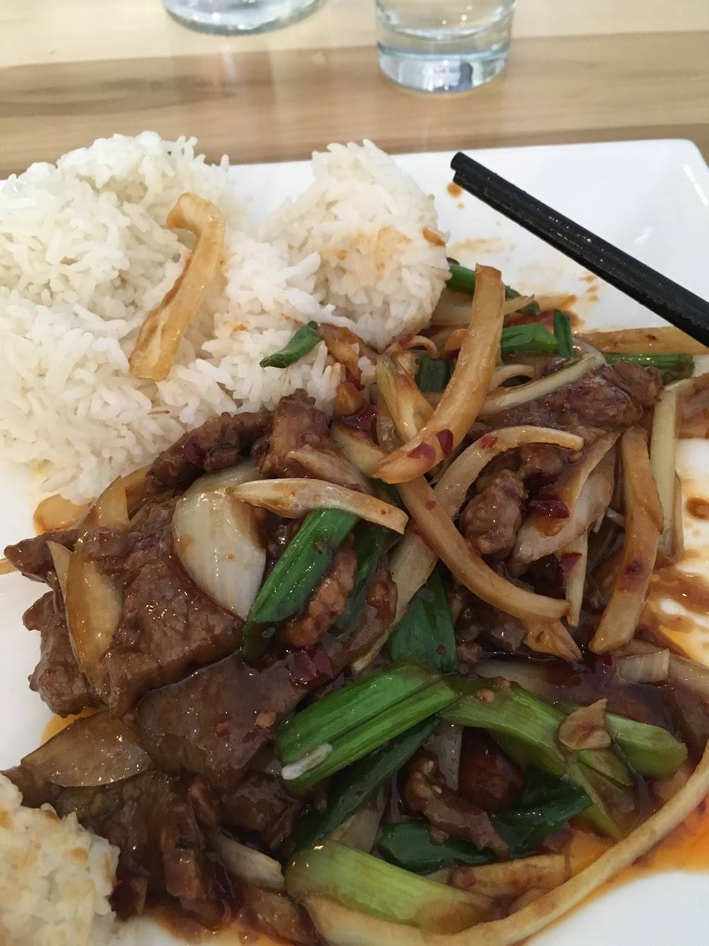 Little Wok | meal delivery | 3144 N Broadway, Chicago, IL 60657, USA | 7735258111 OR +1 773-525-8111