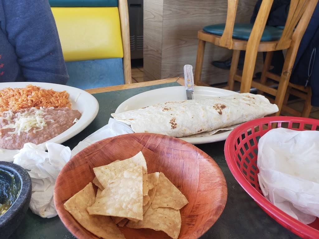 J Js Mexican Restaurant | restaurant | 5320 Doniphan Dr, El Paso, TX 79932, USA | 9155817267 OR +1 915-581-7267