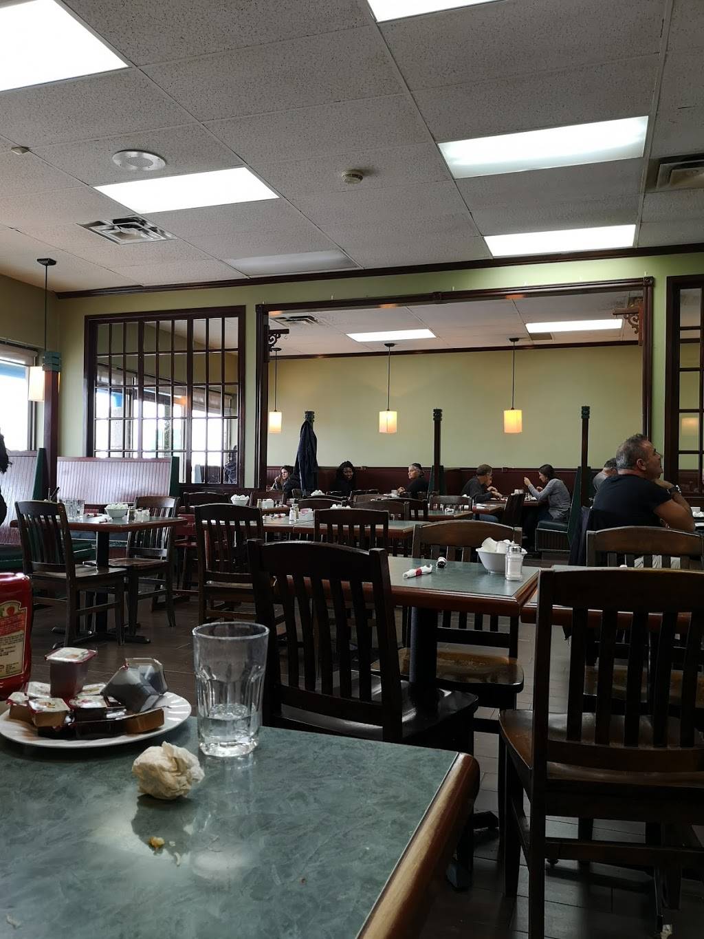 allô! mon coco - Fabreville | restaurant | 3924 Boulevard Dagenais O, Laval, QC H7R 1L2, Canada | 4509637957 OR +1 450-963-7957