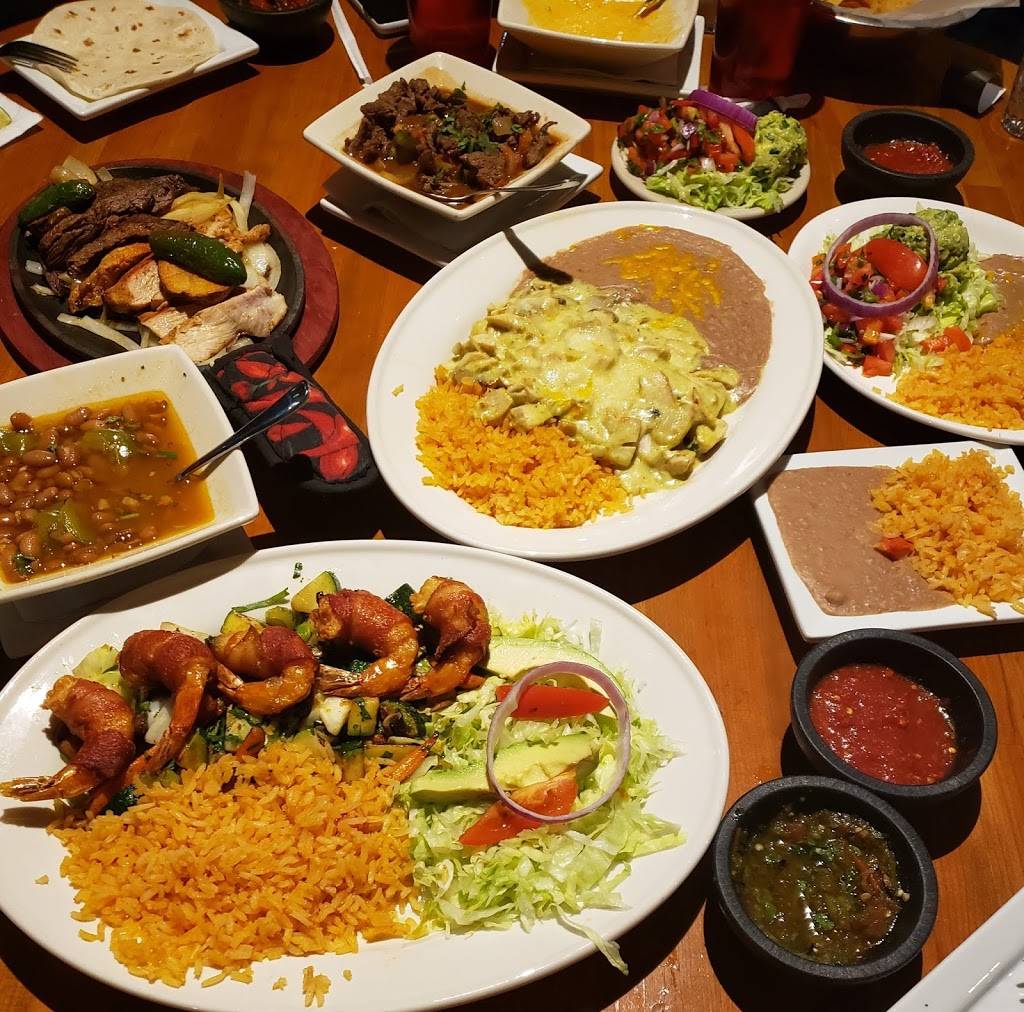 Oles Cantina | restaurant | 2225 S Stemmons Fwy, Lewisville, TX 75067, USA | 4694515529 OR +1 469-451-5529