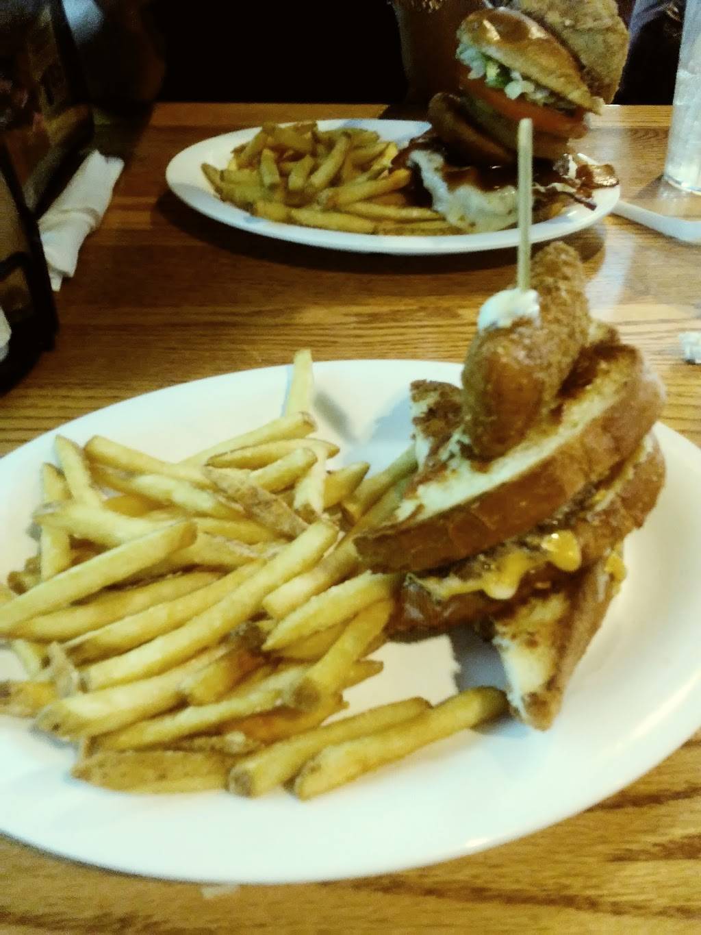 Beef O Bradys | restaurant | 5546 Main St, New Port Richey, FL 34652, USA | 7273123712 OR +1 727-312-3712