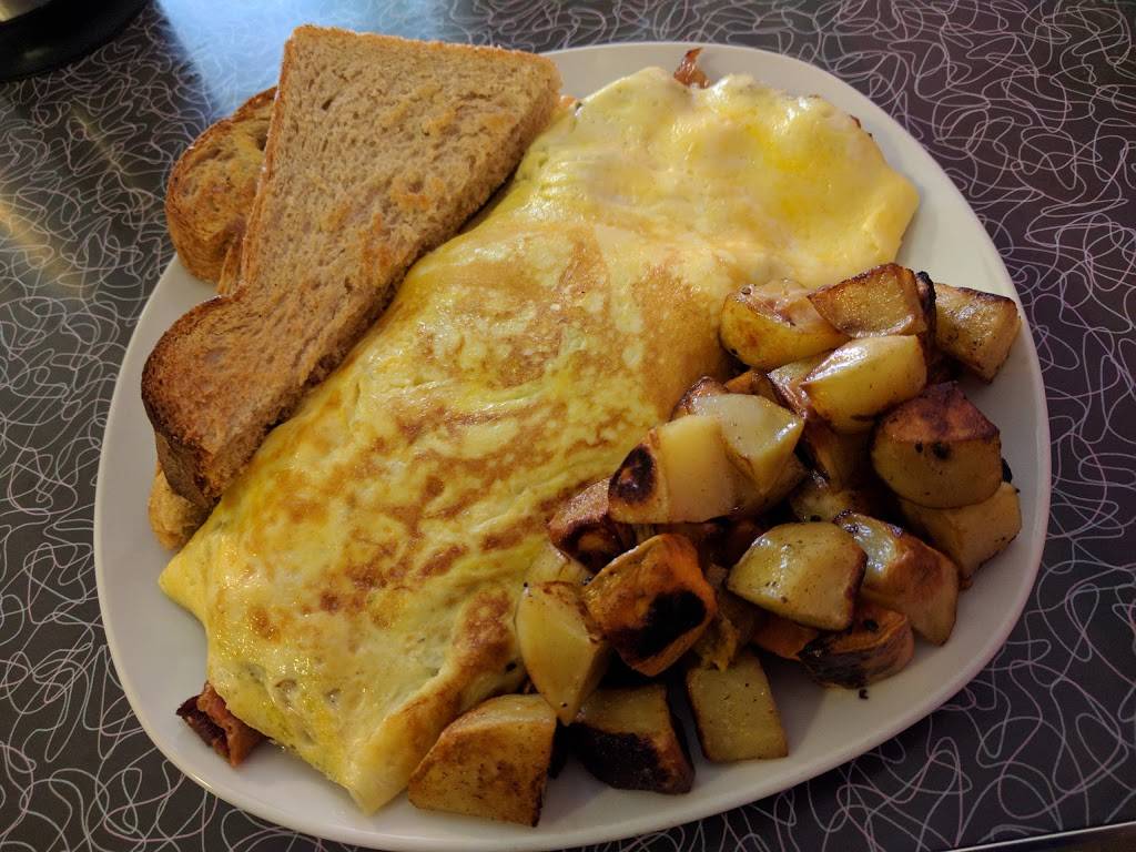 Sweeties Bakery & Cafe | cafe | 191 Bank St, New London, CT 06320, USA | 8604370130 OR +1 860-437-0130