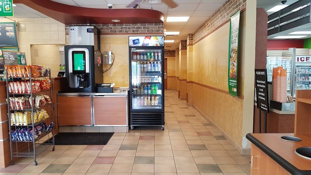 Subway | restaurant | Shell Gas/Convenience Store, 140 St Andrews St, Cambridge, ON N1S 1N3, Canada | 5196231818 OR +1 519-623-1818