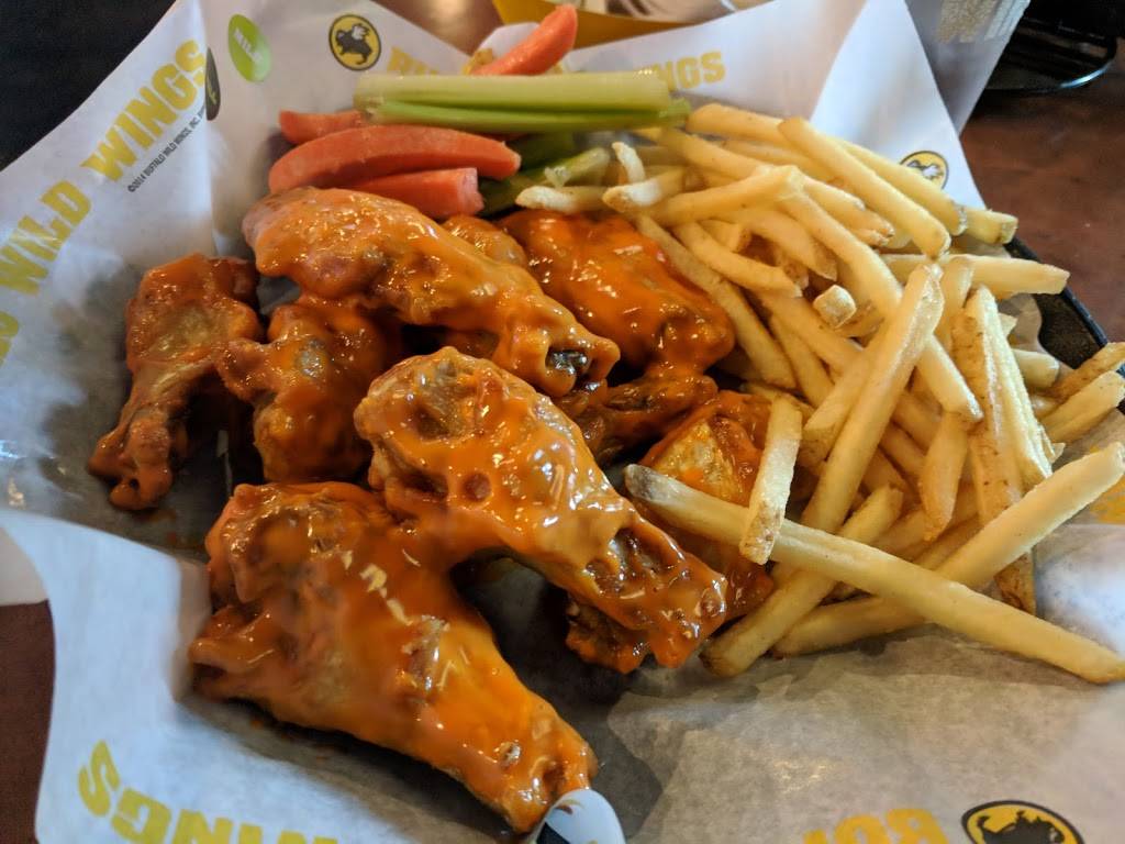 Buffalo Wild Wings | restaurant | 2796 Naglee Rd, Tracy, CA 95304, USA | 2098333819 OR +1 209-833-3819
