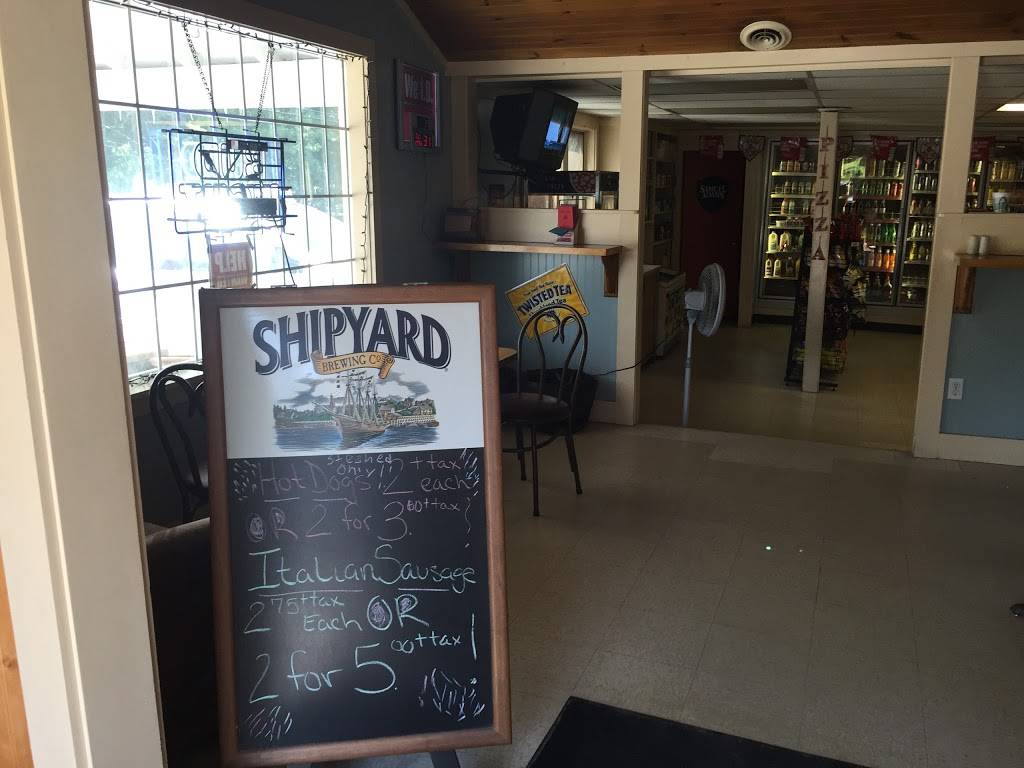 Hometown Convenience | meal takeaway | 107 Eastern Ave, Boothbay Harbor, ME 04538, USA | 2073504106 OR +1 207-350-4106