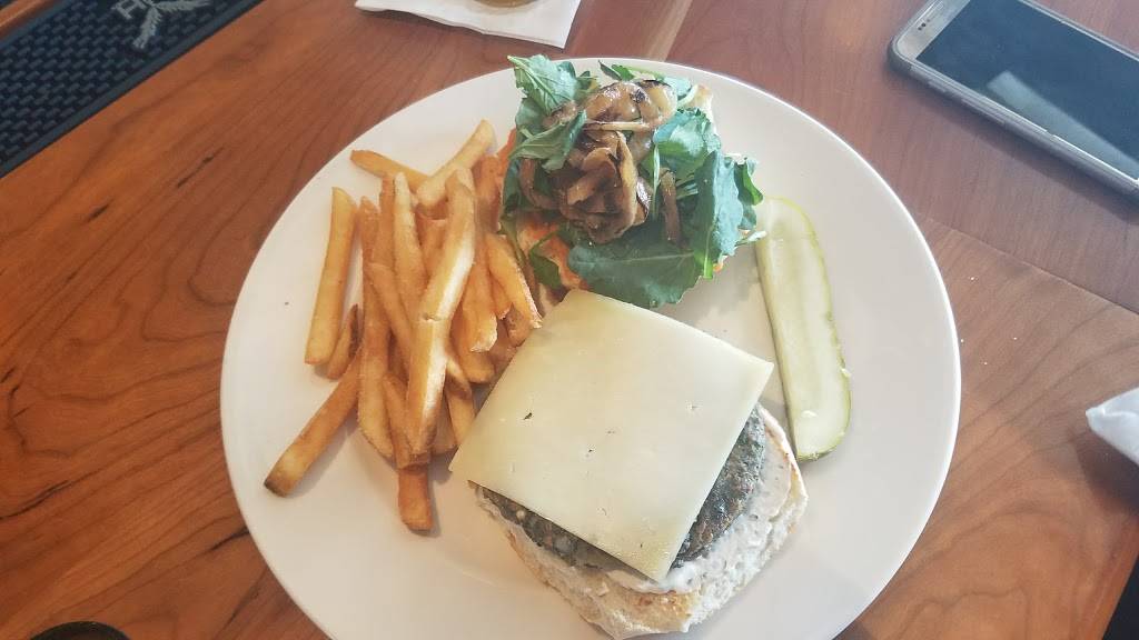 Howies at Jay Peak Stateside | restaurant | 219 Jay Peak Rd, Jay, VT 05859, USA | 8029882748 OR +1 802-988-2748