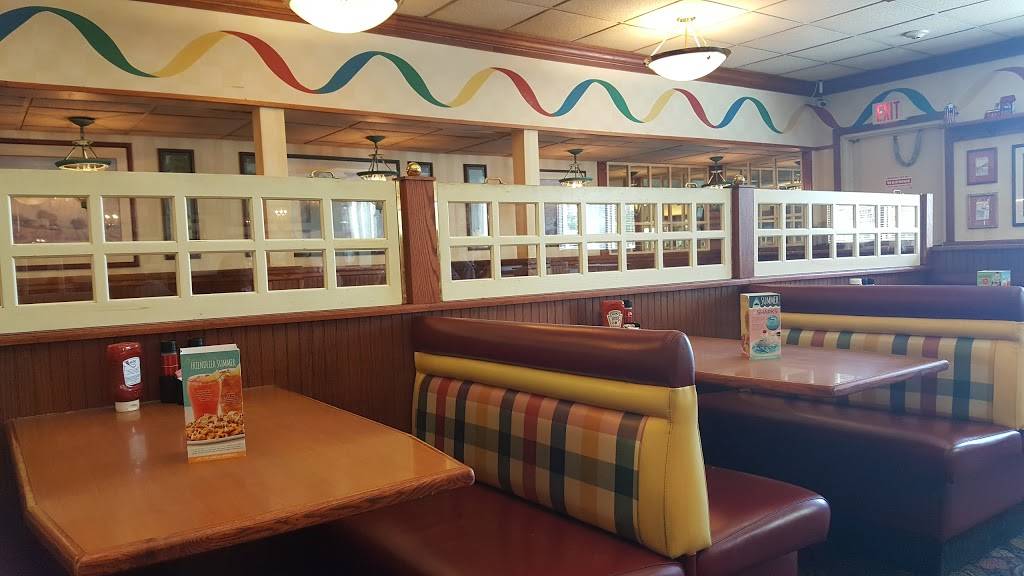 Friendlys | restaurant | 6894 Hamilton Blvd, Trexlertown, PA 18087, USA | 6103951917 OR +1 610-395-1917