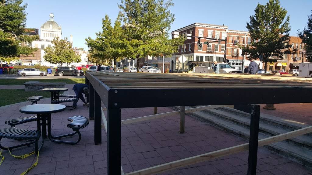 Sams Hot Dog Stand, Lexington | restaurant | 105 N Limestone, Lexington, KY 40507, USA | 8594698316 OR +1 859-469-8316