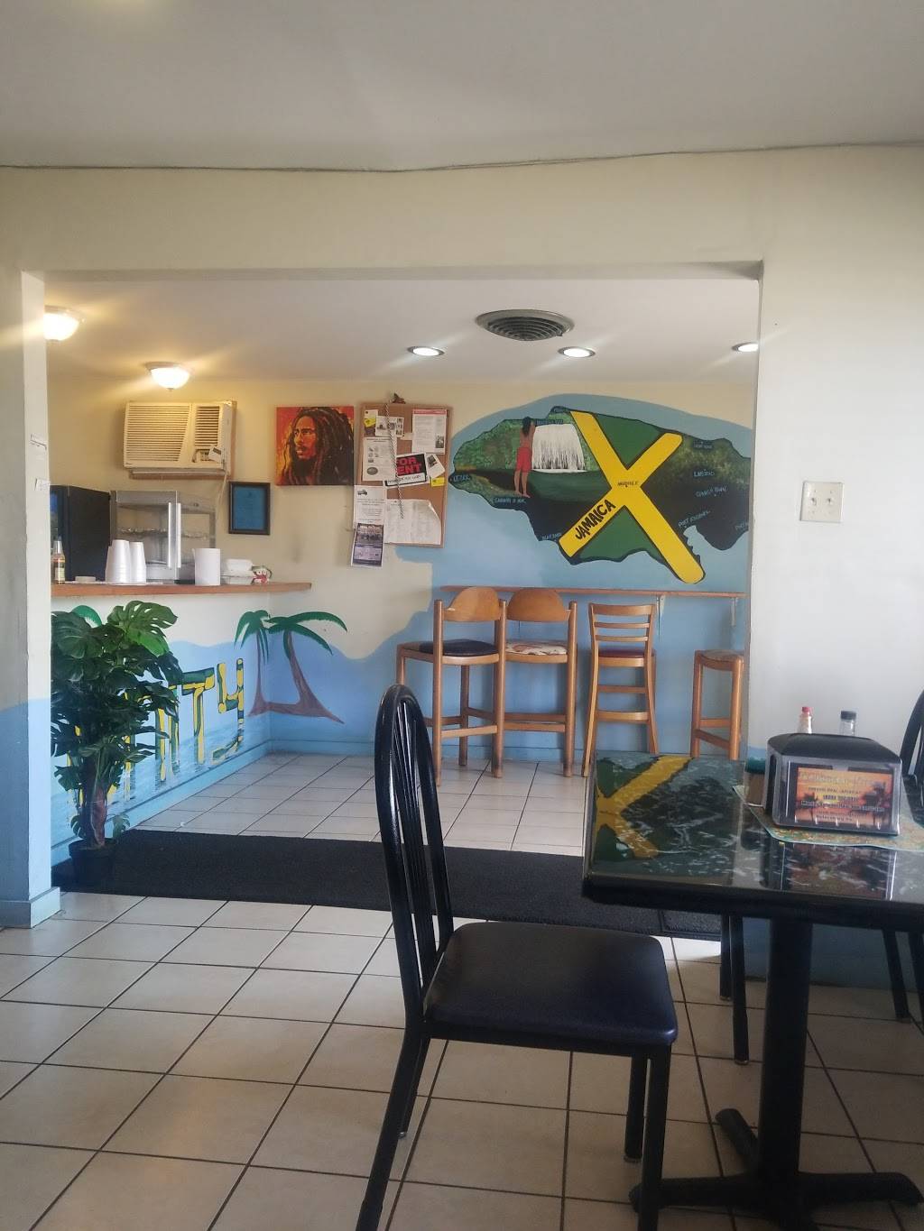 Caribbean Kitchen | restaurant | 1608 E Washington St, Petersburg, VA 23803, USA | 8047220422 OR +1 804-722-0422