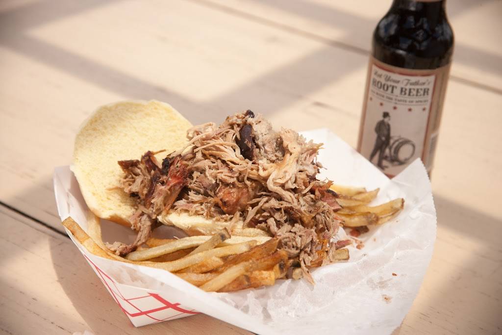 Buckeye BBQ Express | restaurant | 9640 W Broad St, West Jefferson, OH 43162, USA | 6144996693 OR +1 614-499-6693