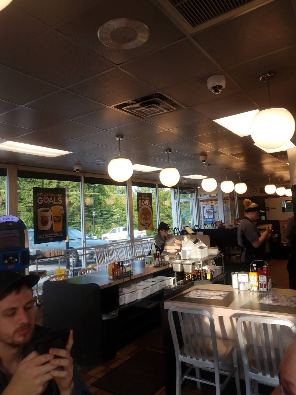 Waffle House | meal takeaway | 2560 Sugar Hill Rd, Marion, NC 28752, USA | 8286590964 OR +1 828-659-0964