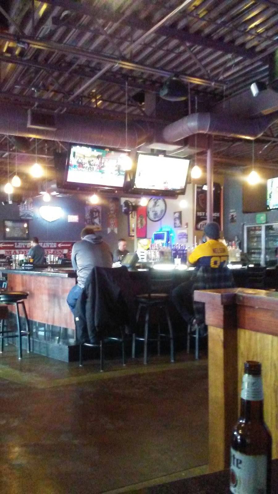 First Place Sports Bar & Grill | restaurant | 1736 Algonquin Rd, Hoffman Estates, IL 60192, USA | 8473593333 OR +1 847-359-3333