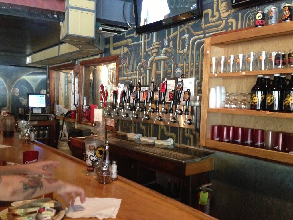 Asheville Pizza & Brewing Co | restaurant | 675 Merrimon Ave, Asheville, NC 28804, USA | 8282541281 OR +1 828-254-1281