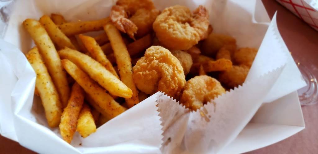 Crazy Crab | restaurant | 10160 Fairfax Blvd #102, Fairfax, VA 22030, USA | 7032727766 OR +1 703-272-7766