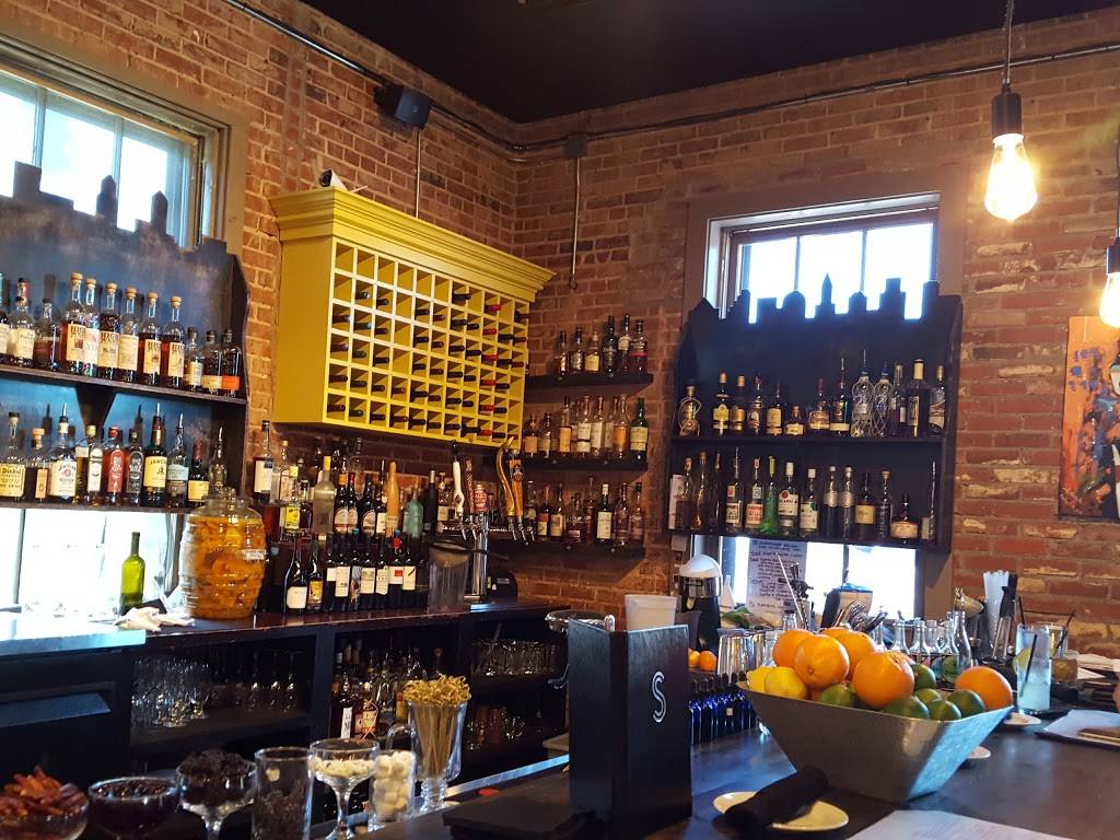 Scratch Kitchen & Cocktails | restaurant | 132 W Main St, Norman, OK 73069, USA | 4058012900 OR +1 405-801-2900