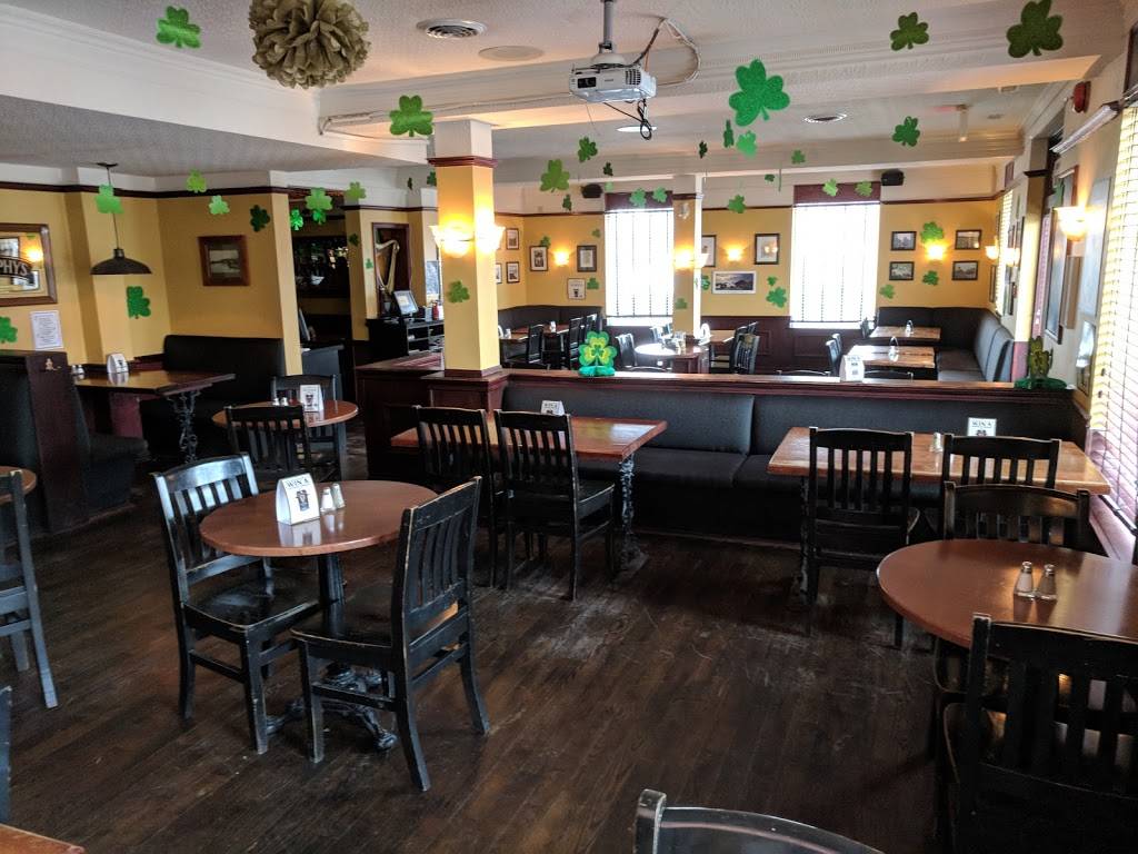 Cuchulainns Irish Pub | restaurant | 158 Queen St S, Mississauga, ON L5M 1K8, Canada | 9058213790 OR +1 905-821-3790