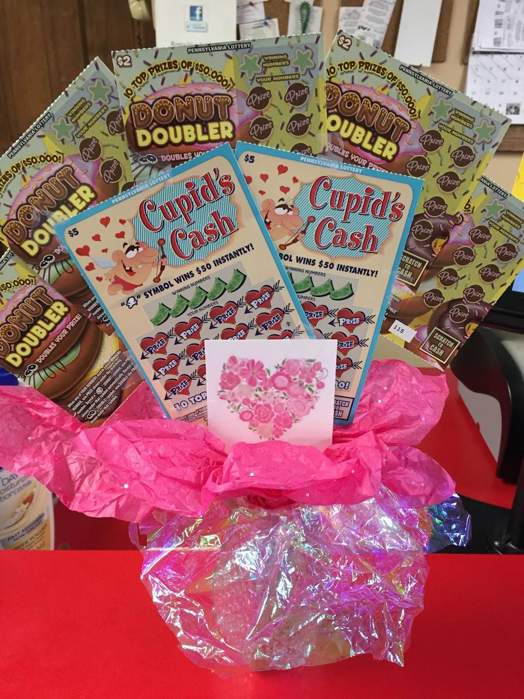 Rentschlers Ice Cream | restaurant | 27 W Main St, Ringtown, PA 17967, USA | 5708893938 OR +1 570-889-3938