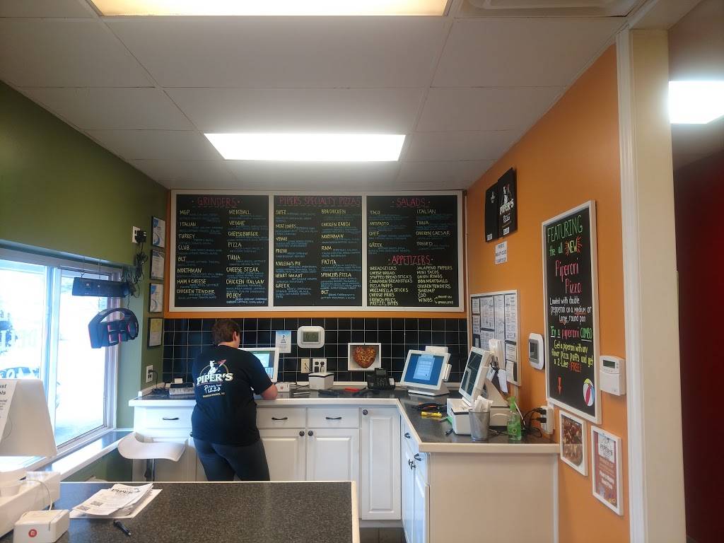 Pipers Mighty Good Pizza | meal delivery | 974 W Conway Rd, Harbor Springs, MI 49740, USA | 2313486900 OR +1 231-348-6900