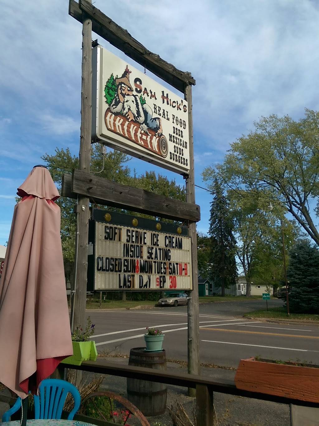 Sam Hicks Real Food Drive In | restaurant | 921 River St, Spooner, WI 54801, USA | 7156359119 OR +1 715-635-9119