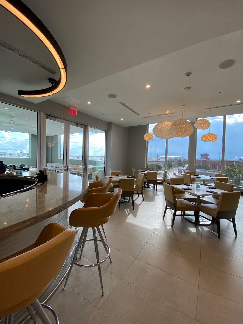 The Pilot House | restaurant | 4909 NW 36th St, Miami Springs, FL 33166, USA | 7864822511 OR +1 786-482-2511