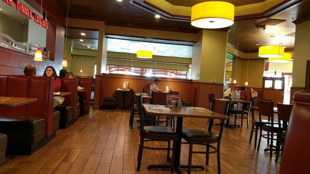 Dennys | restaurant | 1011 Riley St, Folsom, CA 95630, USA | 9169869149 OR +1 916-986-9149