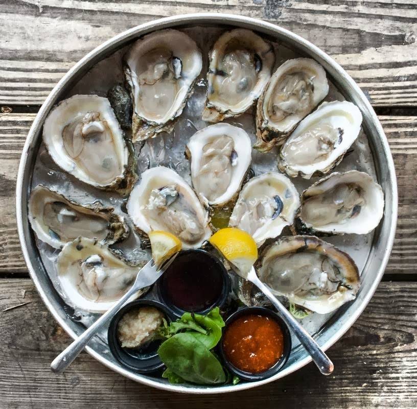 The Oyster Bar | restaurant | 249 Central Ave, St. Petersburg, FL 33701, USA | 7278979728 OR +1 727-897-9728