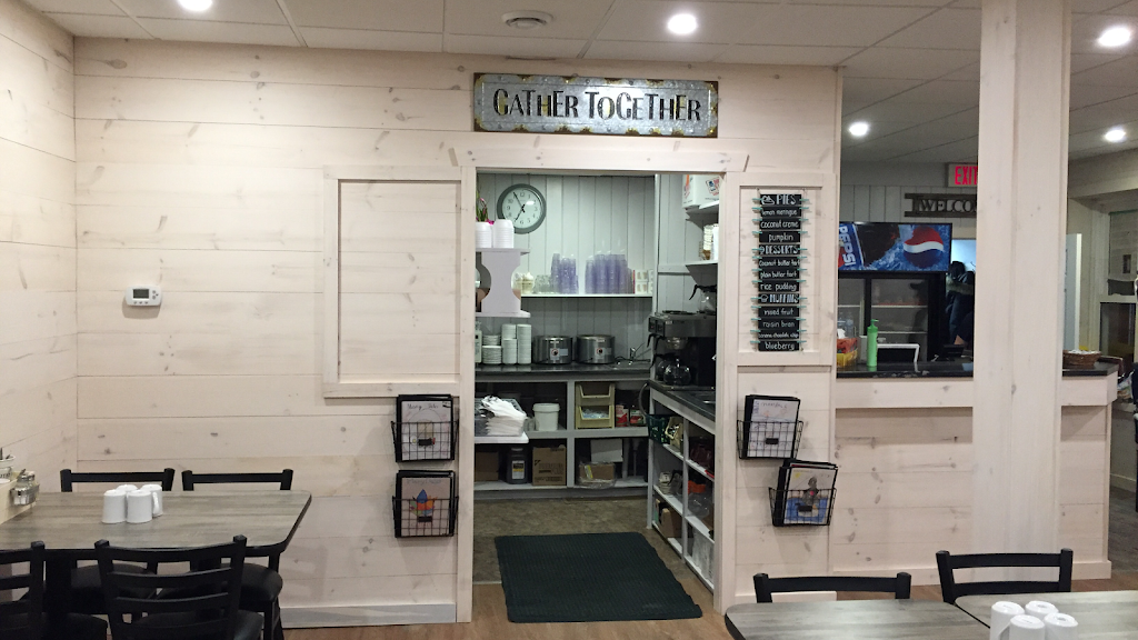 Marydales Family Restaurant | restaurant | 76 Main St, Lions Head, ON N0H 1W0, Canada | 5197934224 OR +1 519-793-4224