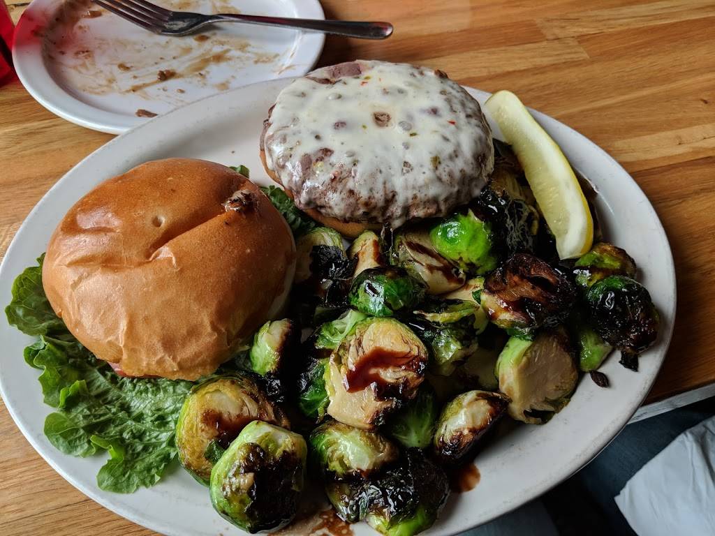 Vivios II Food & Spirits | restaurant | 3601 Twelve Mile Rd, Warren, MI 48092, USA | 5865760495 OR +1 586-576-0495