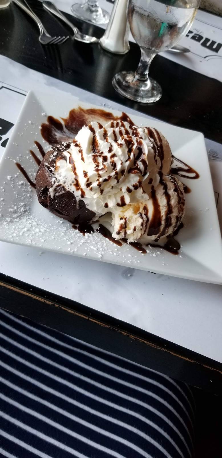 Mezza Luna Restaurant | restaurant | 253 Main St, Buzzards Bay, MA 02532, USA | 5087594667 OR +1 508-759-4667