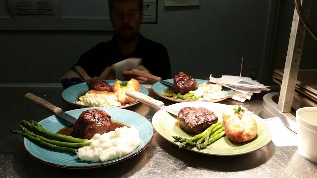 Hole In One Cafe | restaurant | 4306 S 1st St, Lufkin, TX 75901, USA | 9366372253 OR +1 936-637-2253