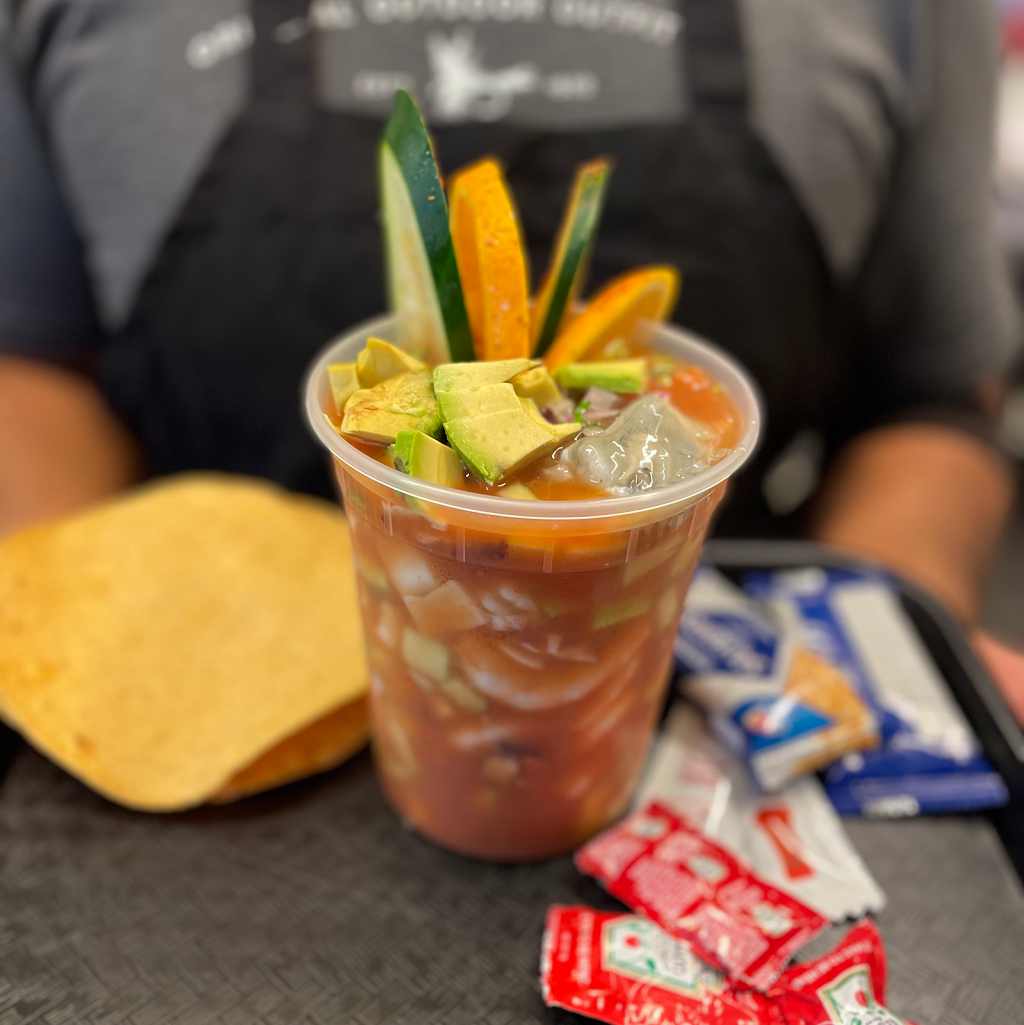 Mulitas y mariscos_q | restaurant | 635 S Main St, Santa Ana, CA 92701, USA | 6579002004 OR +1 657-900-2004