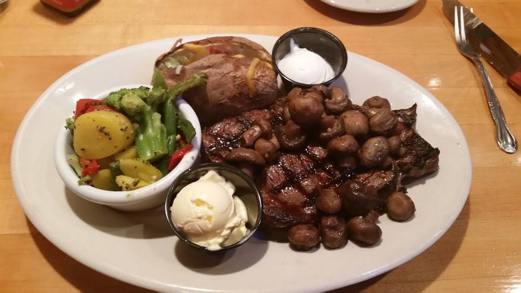 Dakotas Roadhouse of Jackson | restaurant | 451 McCarty Ln, Jackson, OH 45640, USA | 7402887427 OR +1 740-288-7427