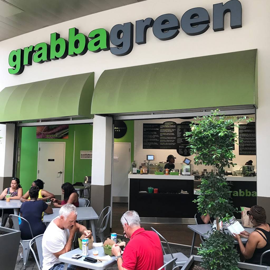 Grabbagreen Food + Juice , Charlotte EpiCentre | restaurant | 210 E Trade St B-124, Charlotte, NC 28202, USA | 7042083600 OR +1 704-208-3600