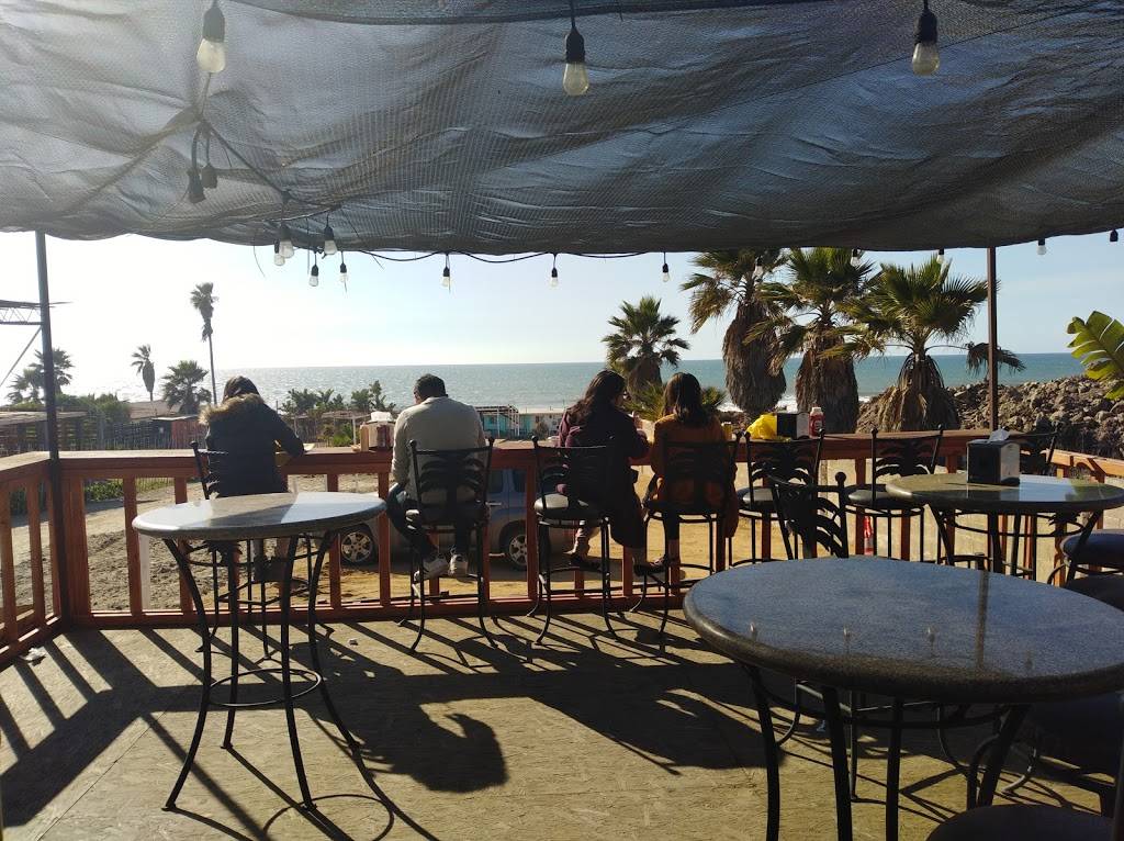 Urban Pirate Burgers | restaurant | Popotla 28232, Villas de Rosarito, 22710 Rosarito, B.C., Mexico | 016644120867 OR +52 664 412 0867