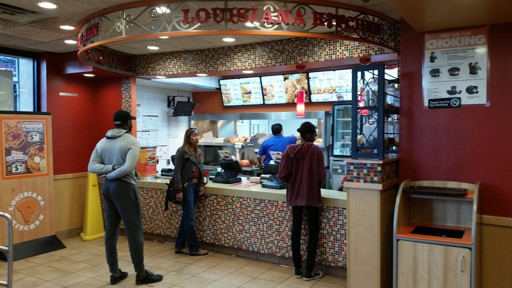 Popeyes Louisiana Kitchen | restaurant | 119 W Kingsbridge Rd, Bronx, NY 10468, USA | 7185483010 OR +1 718-548-3010