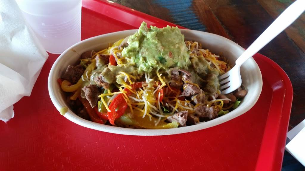 Chilaca Mexican Grill | restaurant | 708 Holiday Dr, Galveston, TX 77550, USA | 4099744582 OR +1 409-974-4582