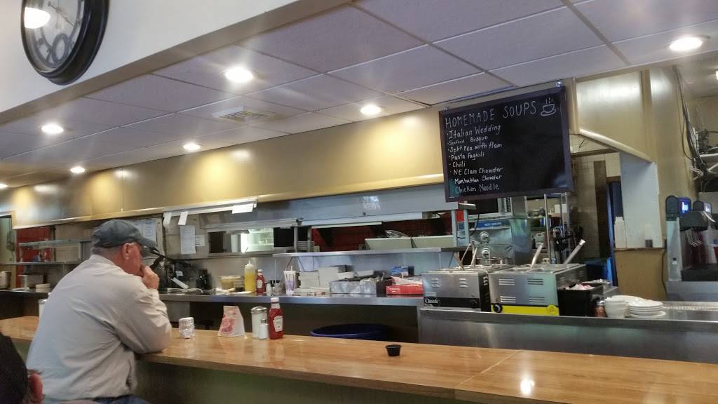 The Original Charbroil House & Catering | restaurant | 1395 Island Cottage Rd, Rochester, NY 14612, USA | 5856633860 OR +1 585-663-3860