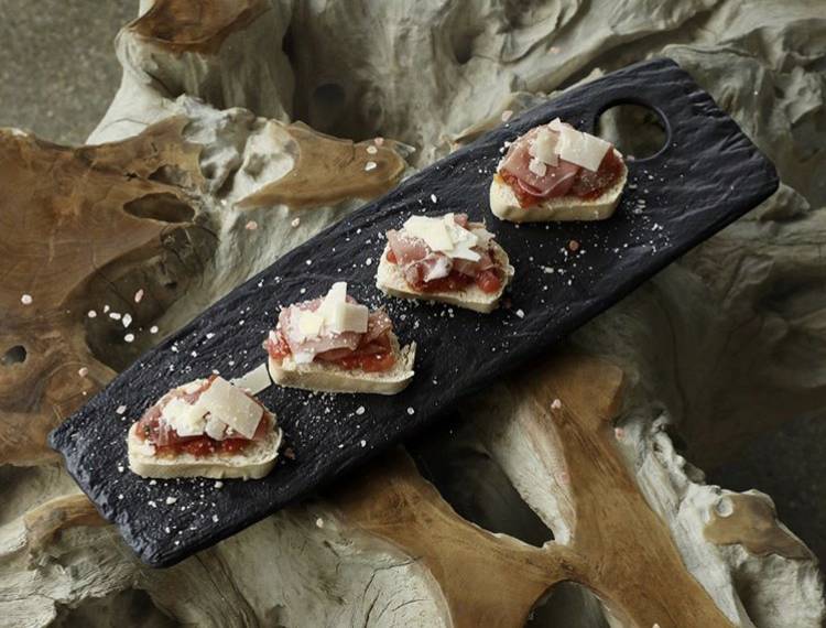 La terraza tiki | restaurant | 15531 Sheridan St, Davie, FL 33331, USA | 9549343860 OR +1 954-934-3860