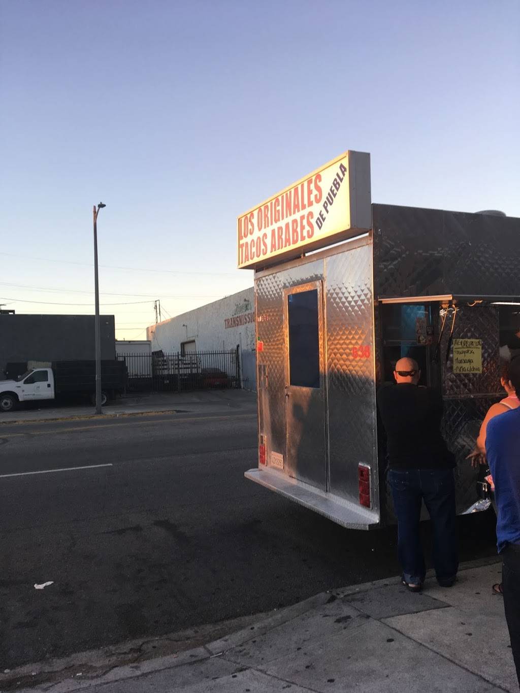 Los originales Tacos Arabes De Puebla | restaurant | 3600 E Olympic Blvd, Los Angeles, CA 90023, USA | 2134530193 OR +1 213-453-0193