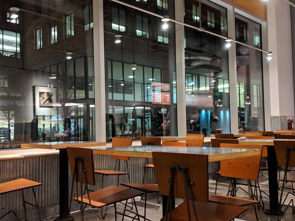 Chipotle Mexican Grill | restaurant | 4851 Main St, Kansas City, MO 64112, USA | 8167565158 OR +1 816-756-5158