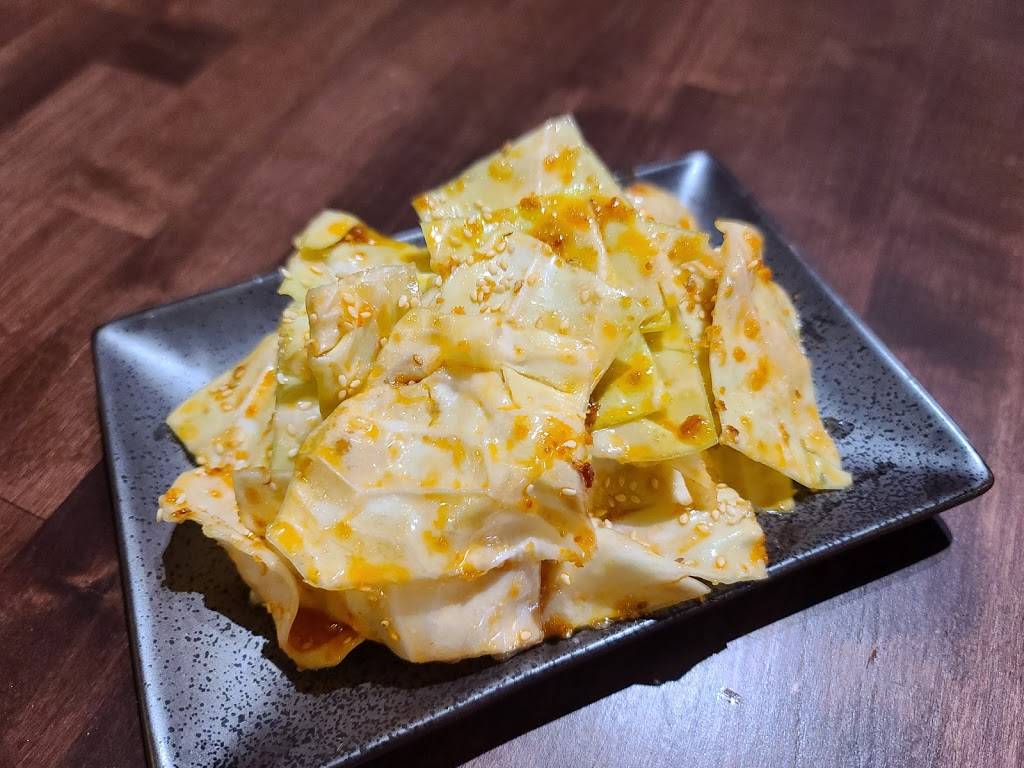 Zuru Zuru Ramen and Donburi | restaurant | 74 Pleasant St, Malden, MA 02148, USA | 7816053773 OR +1 781-605-3773