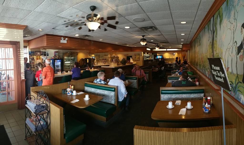 Seven Dwarfs Family Restaurant | restaurant | 917 E Roosevelt Rd, Wheaton, IL 60187, USA | 6306537888 OR +1 630-653-7888